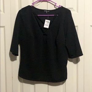 💕Cage front crop style top NWT